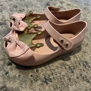 Beautiful Mini Melissa shoes in great condition